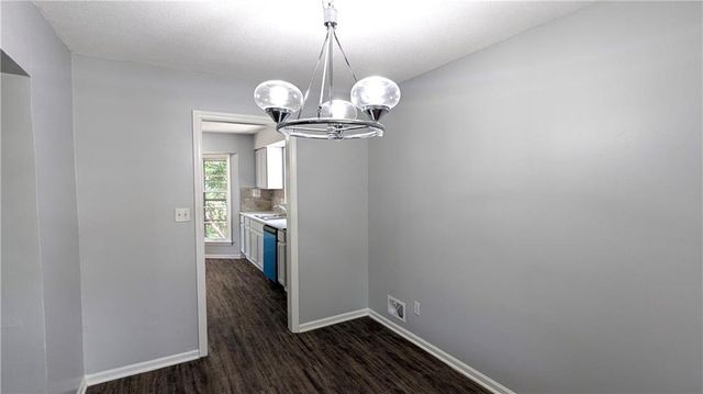 8919 Stark Avenue, Kansas City, MO 64138