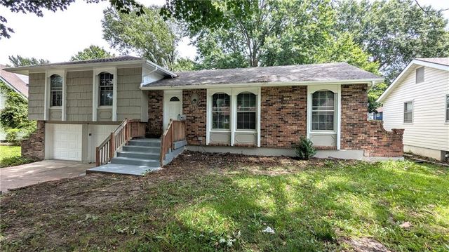 8919 Stark Avenue, Kansas City, MO 64138