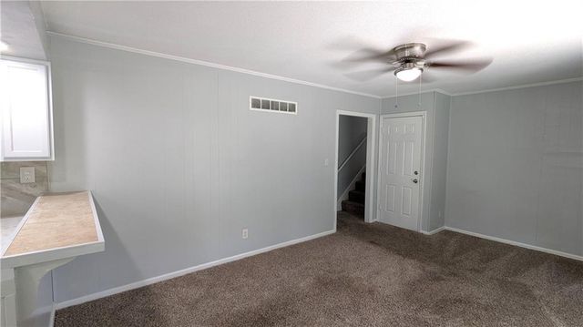 8919 Stark Avenue, Kansas City, MO 64138