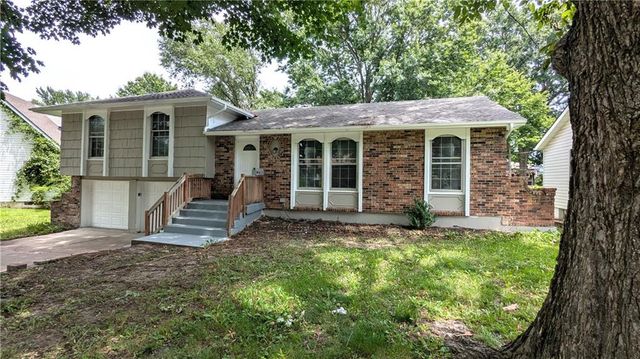 8919 Stark Avenue, Kansas City, MO 64138