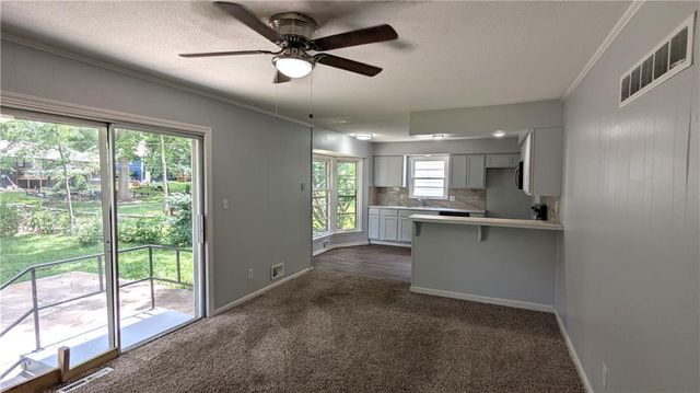 8919 Stark Avenue, Kansas City, MO 64138
