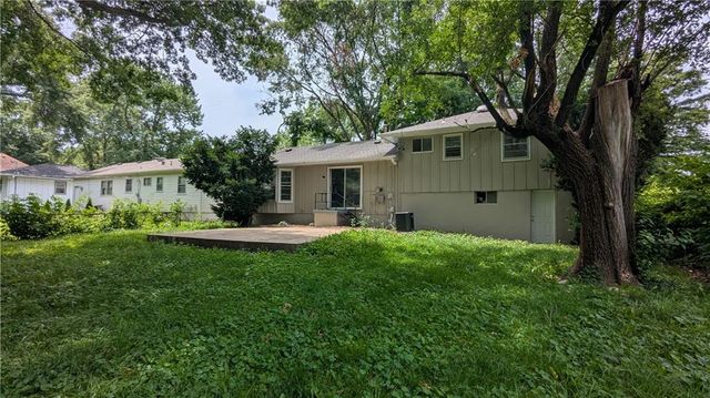 8919 Stark Avenue, Kansas City, MO 64138
