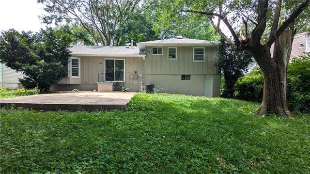 8919 Stark Avenue, Kansas City, MO 64138