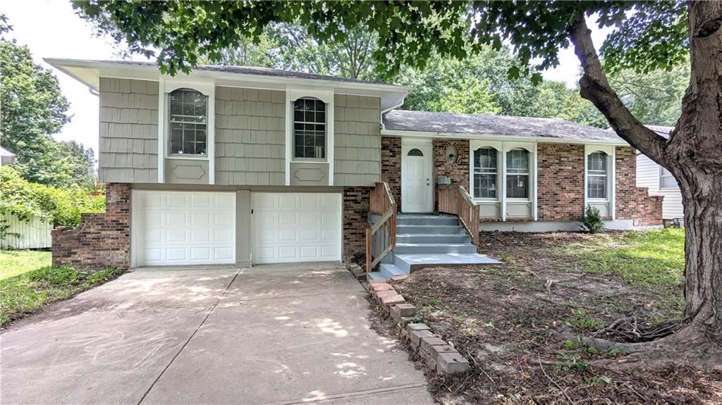 8919 Stark Avenue, Kansas City, MO 64138