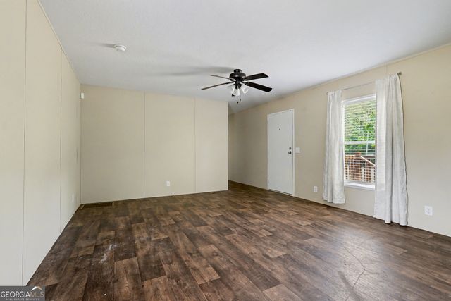 527 A South Steel Bridge Road, Eatonton, GA 31024