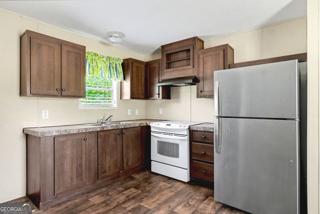 527 A South Steel Bridge Road, Eatonton, GA 31024