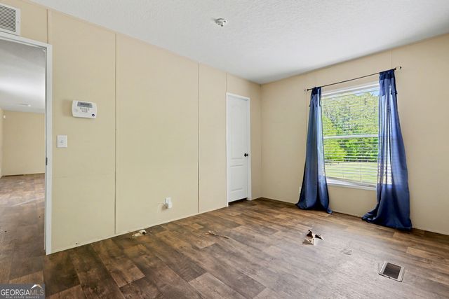 527 A South Steel Bridge Road, Eatonton, GA 31024