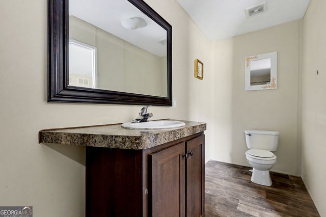 527 A South Steel Bridge Road, Eatonton, GA 31024