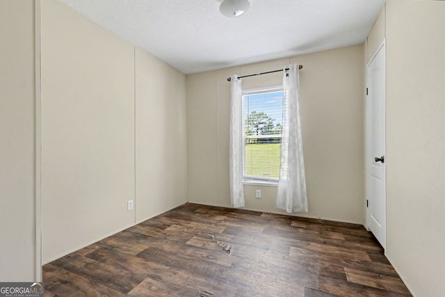 527 A South Steel Bridge Road, Eatonton, GA 31024