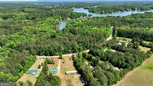 527 A South Steel Bridge Road, Eatonton, GA 31024