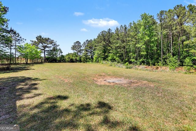 527 A South Steel Bridge Road, Eatonton, GA 31024