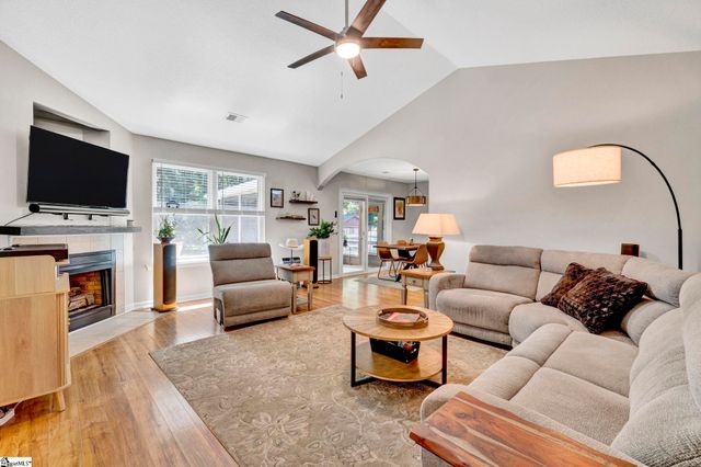 2010 Tigerville Road, Travelers Rest, SC 29690