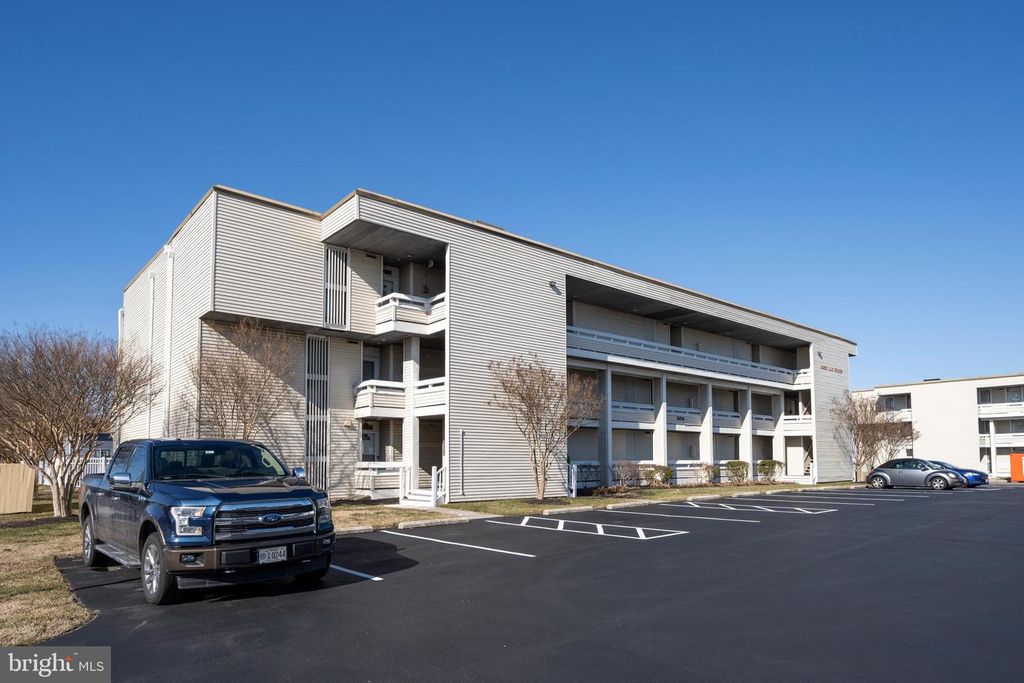 510 PENGUIN DRIVE # 302, Ocean City, MD 21842