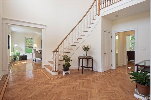 11 Hollow Tree Road, Briarcliff Manor, NY 10510