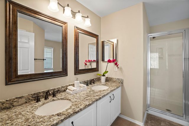 15 Blue Creek Place, The Woodlands, TX 77382