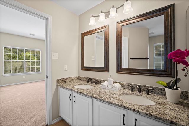 15 Blue Creek Place, The Woodlands, TX 77382