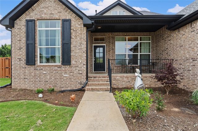 4846 W Townbridge Drive, Fayetteville, AR 72704