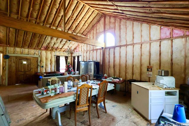 466 County Road 2471, Hondo, TX 78861