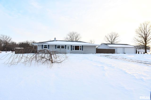 1424 W SUNSET Drive, Taylorville, IL 62568