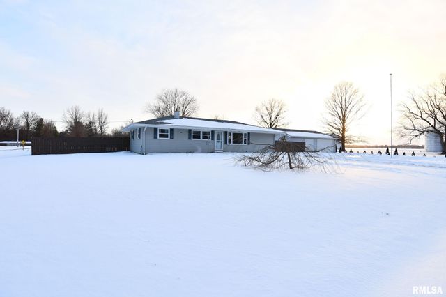 1424 W SUNSET Drive, Taylorville, IL 62568