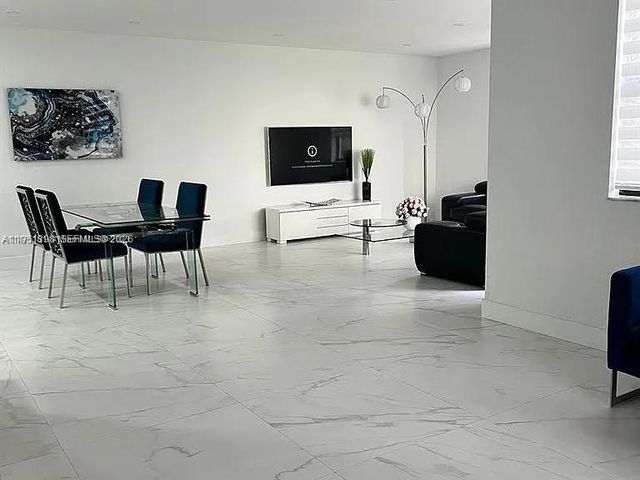 9243 SW 227th Ter 9243, Cutler Bay, FL 33190