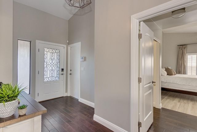 6218 E WALTANN Lane, Scottsdale, AZ 85254