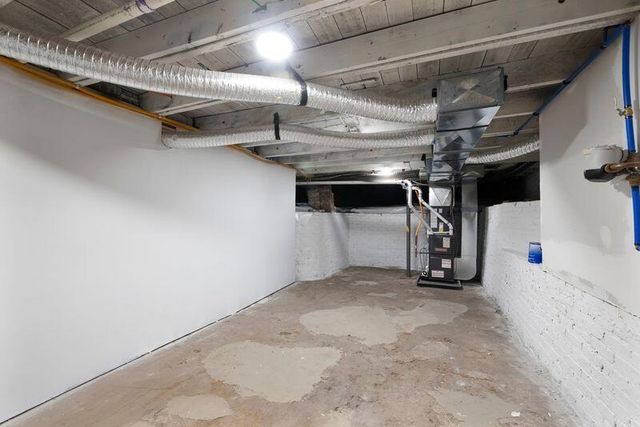 202 Jefferson Avenue, La Porte, IN 46350