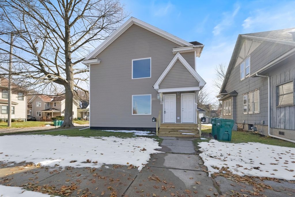 202 Jefferson Avenue, La Porte, IN 46350