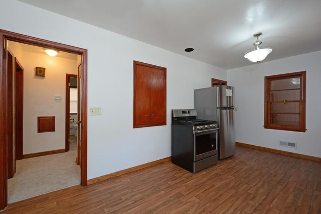 2122 30th Avenue N, Minneapolis, MN 55411