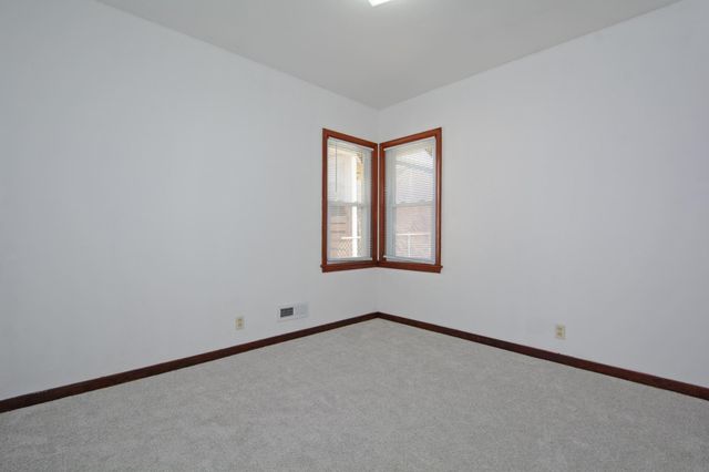 2122 30th Avenue N, Minneapolis, MN 55411
