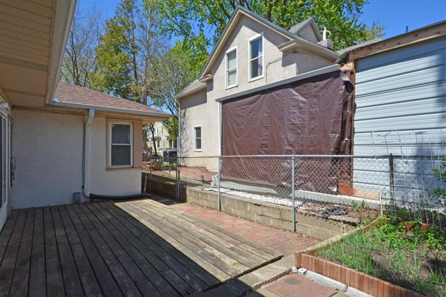 2122 30th Avenue N, Minneapolis, MN 55411