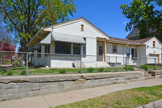 2122 30th Avenue N, Minneapolis, MN 55411