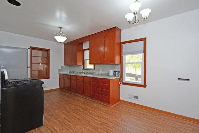 2122 30th Avenue N, Minneapolis, MN 55411