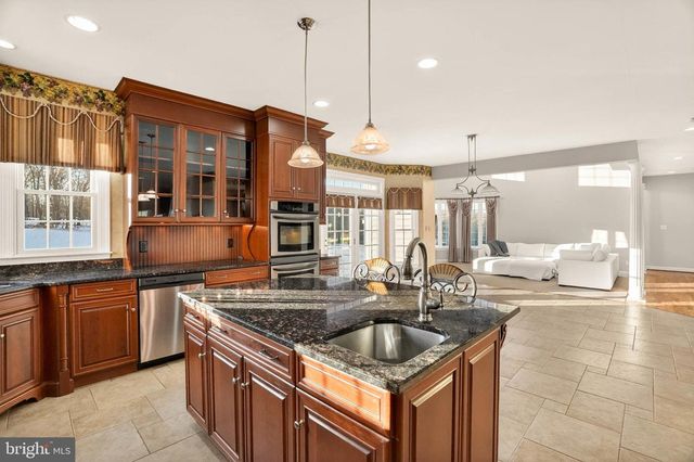 1900 FAWN WAY, Finksburg, MD 21048