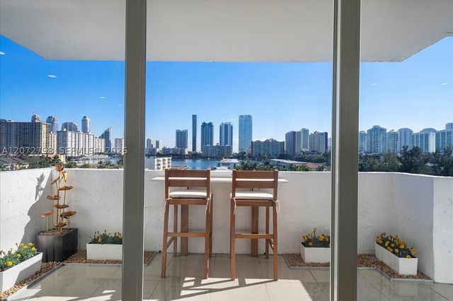 3703 NE 166th St 701, North Miami Beach, FL 33160