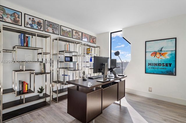 3703 NE 166th St 701, North Miami Beach, FL 33160
