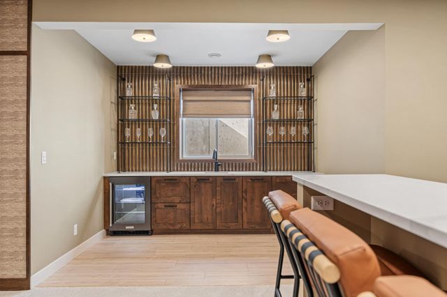 6833 Sunrise Point, Horace, ND 58047