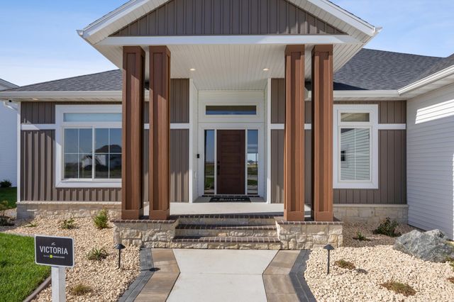 6833 Sunrise Point, Horace, ND 58047