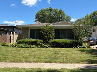 231 Lincoln Lane, Wheeling, IL 60090