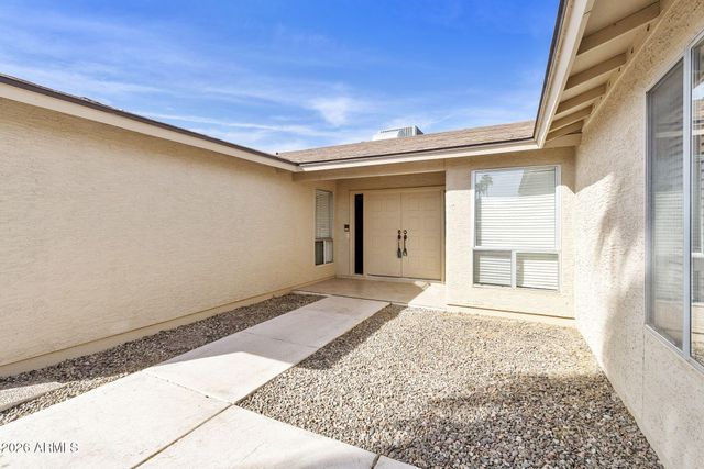 26434 S SEDONA Drive, Sun Lakes, AZ 85248