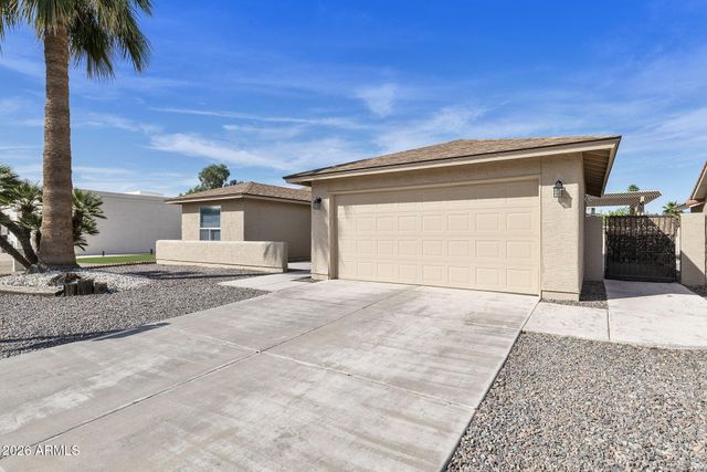 26434 S SEDONA Drive, Sun Lakes, AZ 85248