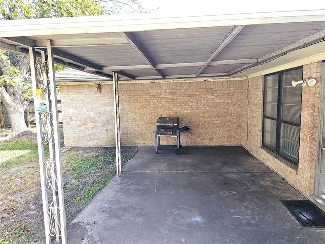 11427 Kirkmeadow Drive, Houston, TX 77089