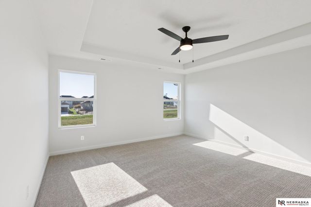 12406 S 89th Avenue, Papillion, NE 68046