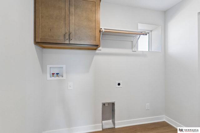 12406 S 89th Avenue, Papillion, NE 68046