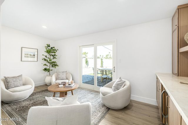 3802 E MERCER Lane, Phoenix, AZ 85028