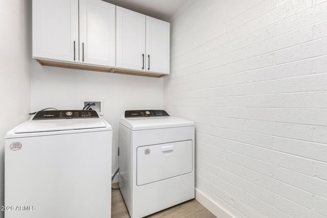 3802 E MERCER Lane, Phoenix, AZ 85028