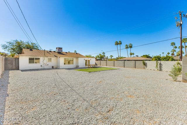 3802 E MERCER Lane, Phoenix, AZ 85028