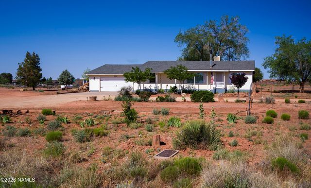2201 Scenic View Drive, Winslow, AZ 86047