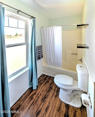 2201 Scenic View Drive, Winslow, AZ 86047