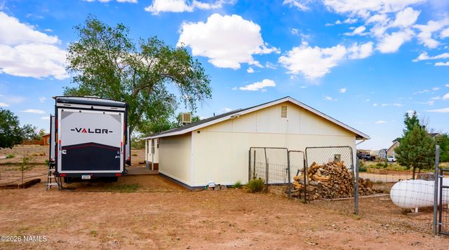 2201 Scenic View Drive, Winslow, AZ 86047